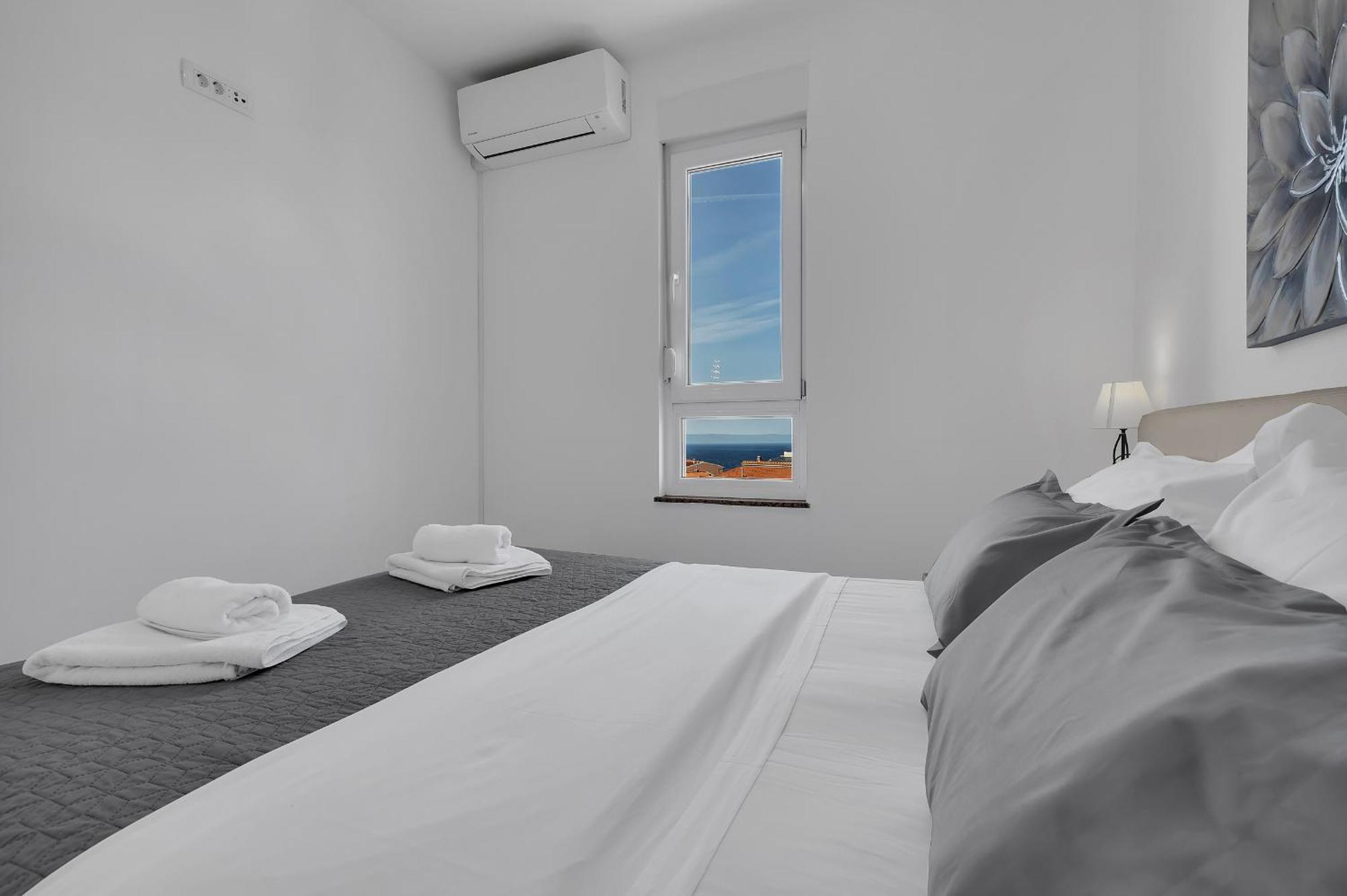 Sea View Apartments Dammi With Free Parking Makarska Esterno foto